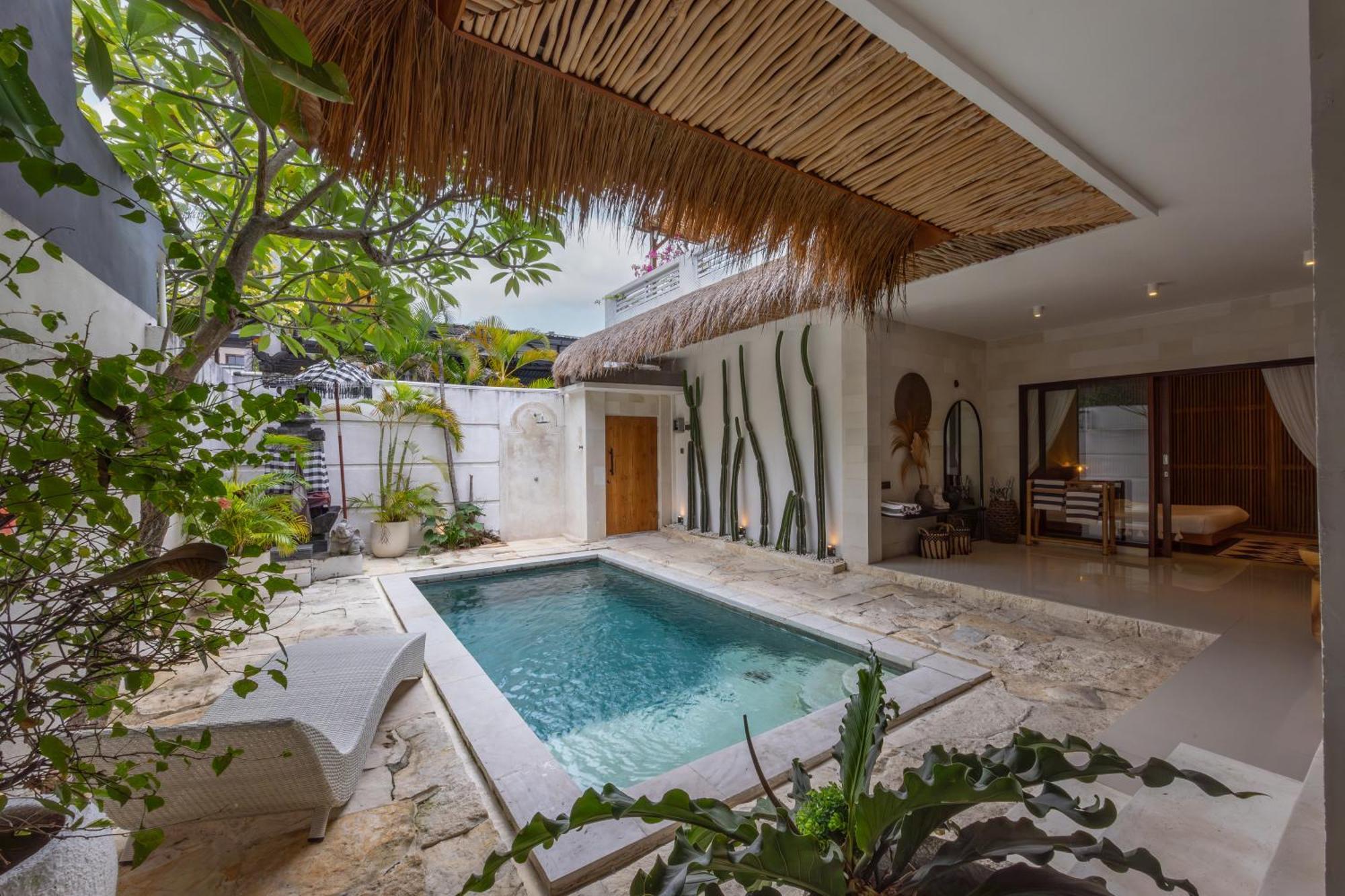 Turan Casa Auri Seminyak Villa Exterior foto