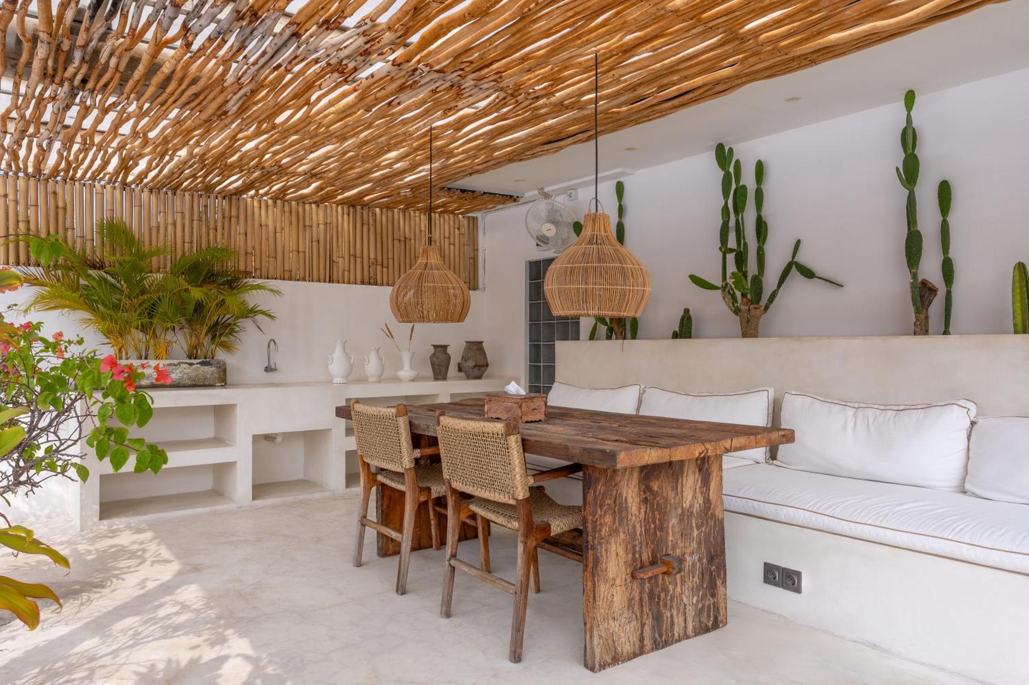 Turan Casa Auri Seminyak Villa Exterior foto