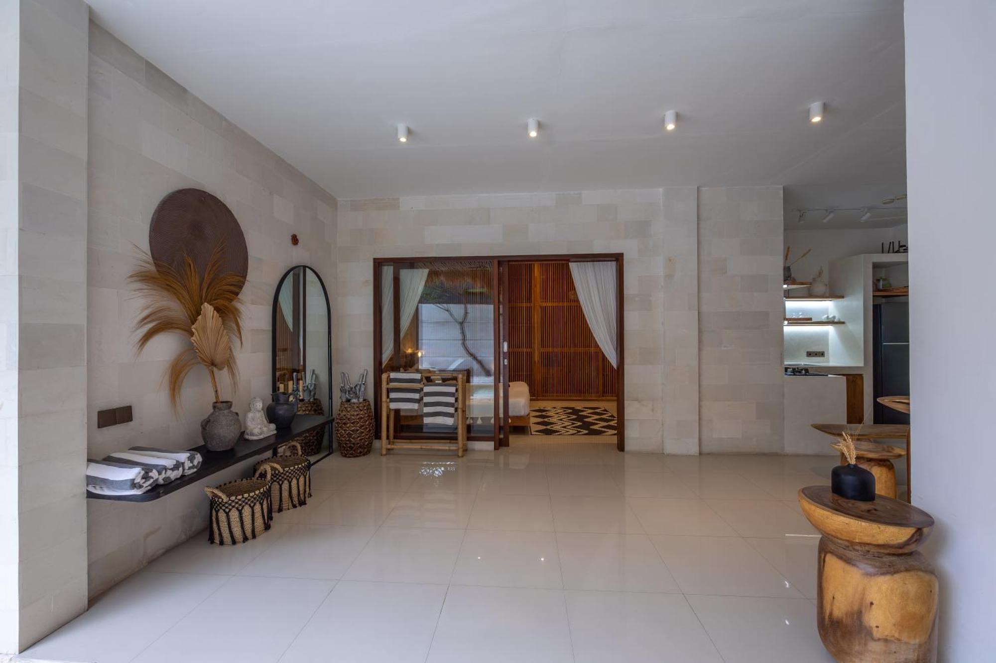 Turan Casa Auri Seminyak Villa Exterior foto